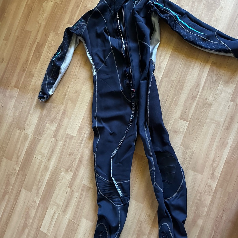 Stylish Black and Gray Wetsuit